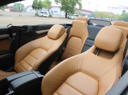 Mobil Mercedes-Benz E-Class 250 Cabriolet AT 2011 dijual, DKI Jakarta 9