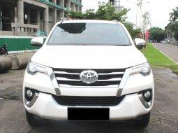 Jual mobil Toyota Fortuner VRZ 2016 bekas di DKI Jakarta 10