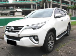 Jual mobil Toyota Fortuner VRZ 2016 bekas di DKI Jakarta 9