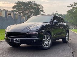 Jual mobil bekas murah Porsche Cayenne 2011 di DKI Jakarta 4