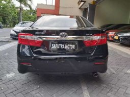 Mobil Toyota Camry 2013 V terbaik di Jawa Timur 11