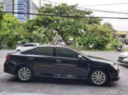 Mobil Toyota Camry 2013 V terbaik di Jawa Timur 9