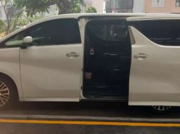 Jual cepat Toyota Alphard SC 2015 di DKI Jakarta 6