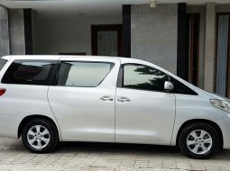 Jual mobil Toyota Alphard 3.5 V6 NA 2011 dengan harga terjangkau di DKI Jakarta 2