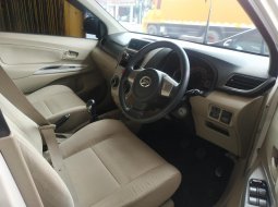 Jual mobil Daihatsu Xenia R DLX MT 2014 dengan harga murah di Jawa Barat  5