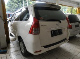 Jual mobil Daihatsu Xenia R DLX MT 2014 dengan harga murah di Jawa Barat  8