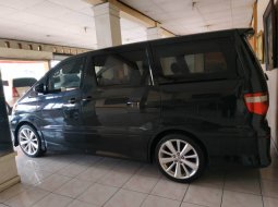 Jual mobil Toyota Alphard G 2005 bekas di Jawa Tengah  4