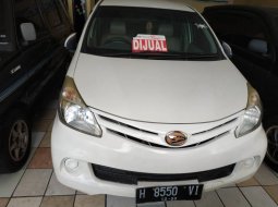 Jual mobil Daihatsu Xenia M 2013 harga murah di Jawa Tengah  9