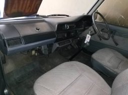 Jual mobil bekas Toyota Kijang SSX 1.5 Manual 1995 dengan harga murah di Jawa Tengah  3