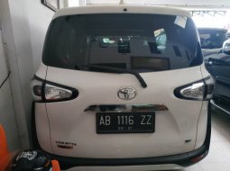 Jual cepat mobil Toyota Sienta V 2016 di Jawa Tengah 7