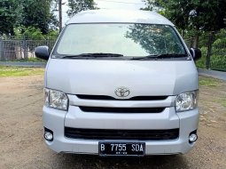 Dijual mobil bekas Toyota Hiace High Grade Commuter 2014, Jawa Barat  1