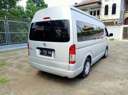 Dijual mobil bekas Toyota Hiace High Grade Commuter 2014, Jawa Barat  3