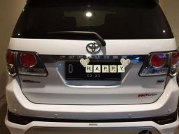 Jual cepat Toyota Fortuner TRD 2013 di Jawa Barat 10