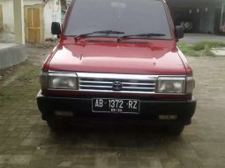 DIY Yogyakarta, Toyota Kijang Grand Extra 1995 kondisi terawat 3