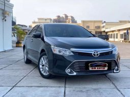Banten, Toyota Camry V 2017 kondisi terawat 3