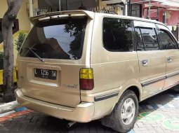 Jawa Timur, jual mobil Toyota Kijang LGX 2000 dengan harga terjangkau 2