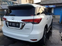 Jual mobil Toyota Fortuner VRZ 2017 terawat di DKI Jakarta 2