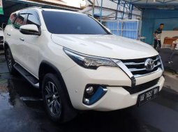 Jual mobil Toyota Fortuner VRZ 2017 terawat di DKI Jakarta 8