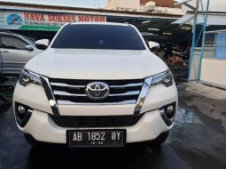 Jual mobil Toyota Fortuner VRZ 2017 terawat di DKI Jakarta 9