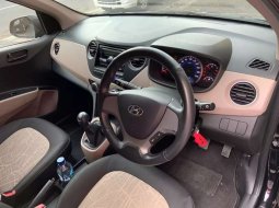 Jual mobil bekas murah Hyundai I10 2018 di Jawa Timur 12