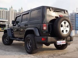 Mobil Jeep Wrangler 2012 Sahara Unlimited dijual, DKI Jakarta 7