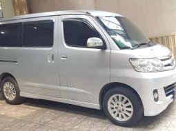 Jual mobil bekas murah Daihatsu Luxio X 2011 di Jawa Timur 1