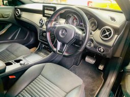 Jawa Barat, jual mobil Mercedes-Benz GLA 200 2014 dengan harga terjangkau 1