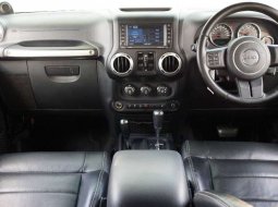 Mobil Jeep Wrangler 2012 Sahara Unlimited dijual, DKI Jakarta 1