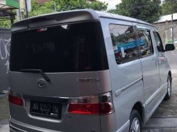 Jual Daihatsu Luxio X 2015 harga murah di DIY Yogyakarta 9