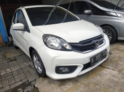 Jual Cepat Mobil Honda Brio Satya E MT 2017 di Jawa Barat 10