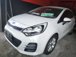 Jual mobil Kia Rio 1.5 Manual 2016 harga murah di DIY Yogyakarta 3