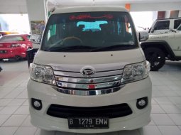 Mobil bekas Daihatsu Luxio X 1.5 Automatic 2017 dijual, DIY Yogyakarta 1