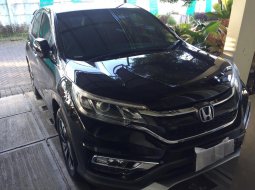 Jual Cepat Honda CR-V 2.4 Prestige 2017 Hitam di Jawa Timur 1