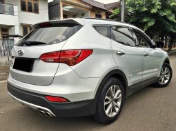 Jual mobil Hyundai Santa Fe Limited Edition 2.4 Bensin 2014 bekas, DKI Jakarta 4