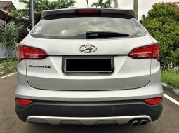 Jual mobil Hyundai Santa Fe Limited Edition 2.4 Bensin 2014 bekas, DKI Jakarta 5