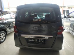 Jual mobil Honda Freed PSD AT 2012 dengan harga murah di Jawa Barat  3