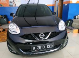Jual mobil Nissan March 1.2L XS AT 2017 terbaik di Jawa Barat  4