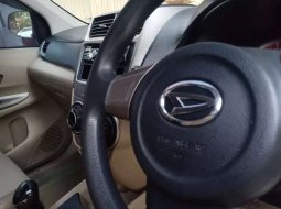 Mobil Daihatsu Xenia 2013 X dijual, Bali 13