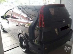 Jual cepat Honda Stream 1.7 2005 di Jawa Tengah 6