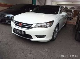 Jual cepat Honda Accord VTi-L 2013 di Jawa Timur 3