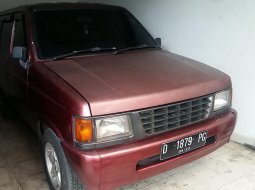 Jual Cepat Mobil Isuzu panther 2.5 royale 1997 di Jawa Tengah 1