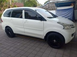 Mobil Daihatsu Xenia 2013 X dijual, Bali 10