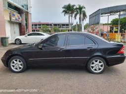 Dijual mobil bekas Mercedes-Benz C-Class C 240, DKI Jakarta  7