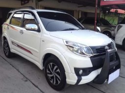 Mobil Toyota Rush 2016 TRD Sportivo dijual, Bali 4