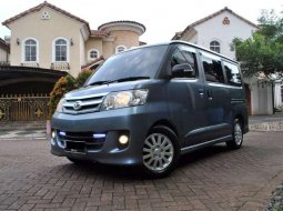 Jual Daihatsu Luxio X 2011 harga murah di Banten 5