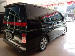 Dijual mobil bekas Nissan Elgrand Highway Star, Jawa Timur  5