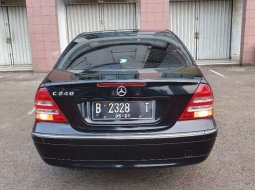 Dijual mobil bekas Mercedes-Benz C-Class C 240, DKI Jakarta  3