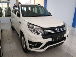 Jual Daihatsu Terios R 2016 harga murah di Jawa Timur 1