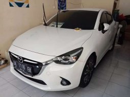 Dijual mobil bekas Mazda 2 R, Bali  4