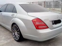 Jual Cepat Mercedes-Benz S-Class S 300 L 2008 di DKI Jakarta 6